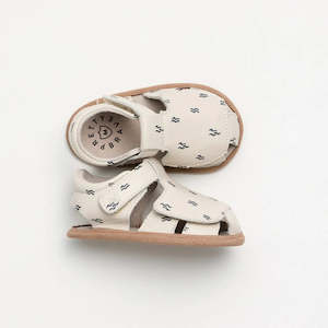 New Arrivals: Pretty Brave - Milo Waves