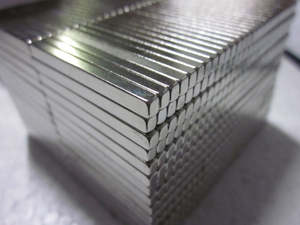 Magnetic Blocks: Neodymium Block Magnet - 36mm x 3.4mm x 2.6mm | N52