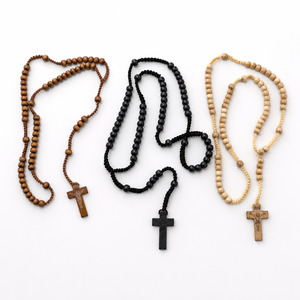 Wooden Cord Rosary with Engraved Crucifix – 8mm Beads, 46cm