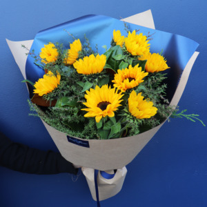 Fresh Florals: Bouquet | Sunflower