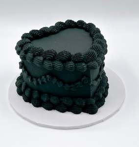 Cakes: Vintage Heart-shaped cake