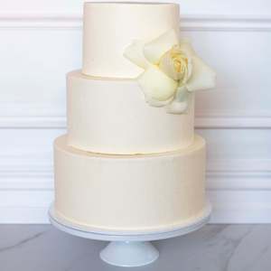 Tiered Cakes: Flat Style Cake