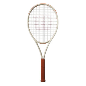 Tennis: Wilson Roland Garros Clash 100 V3 Tennis Racket