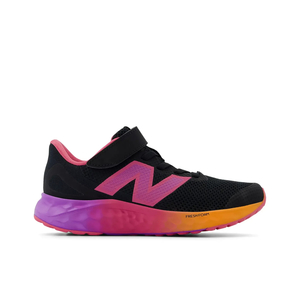 Footwear: New Balance PAARING4
