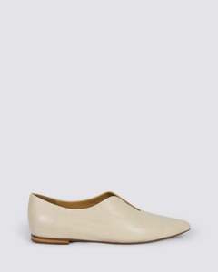 Womens Flats: YORLI FLATS MILK LEATHER