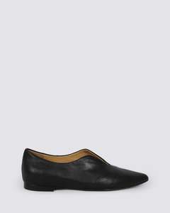 YORLI FLATS BLACK LEATHER