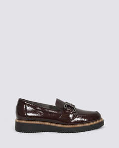 Womens Flats: 10760 LOAFERS MARRON