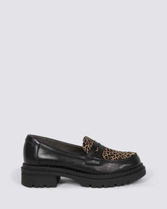 10796 LOAFERS BLACK