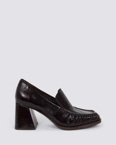 BOONE HEELS DARK CAFE PATENT