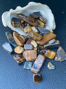 Products: Tiger Eye Chips