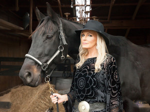 Products: On-Location Horse Photo Session Angela Scott Photography