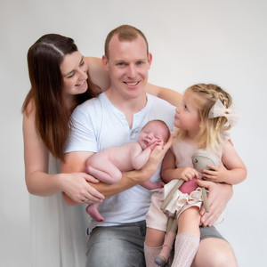 NEWBORN family Angela Scott Photos