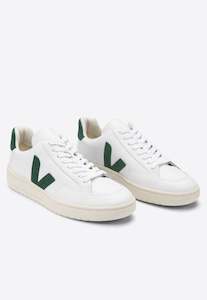 Veja: V-12 Leather - Extra White/Cyprus