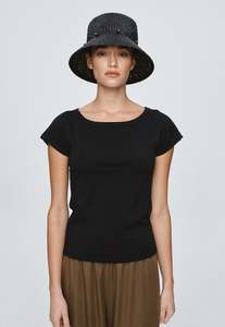 Sale Under 200: Avia Hat - Black