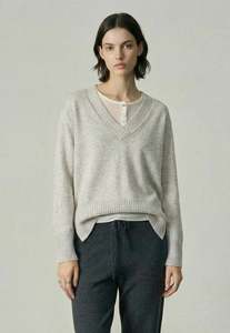 374 Classics V Neck - Polar Grey