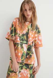 Montage Tee - Flower Book