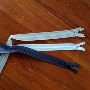 Haby: Flesh Invisible Zip – 45cm