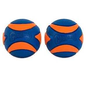 Chuckit! Ultra Squeaker Ball Sml - 2pk