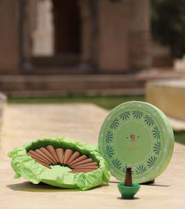 Tulsi (Holy Basil) – Calm & Serenity | INCENSE CONES