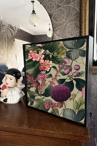 Lightboxes: Painted Petals - Lightbox