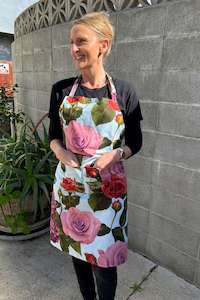 Gifting Collection: AS Apron - Love In The Mist