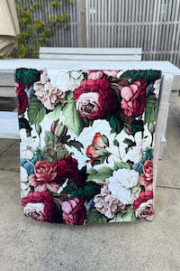 Gifts Under 100: AS Bath Towel - J'adore Roses