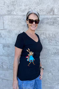 AS Basic Tee V Neck - Black - Alice Rabbit