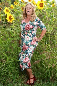 Nancy Ivy Short Sleeve Dress - Spring Serenade