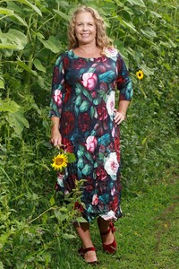 Nancy Pleated Dress - Winter Rose