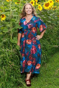Veronica Town Dress - Roaring Bloom