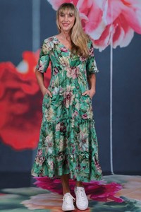 Pretty As A Picture Dress - Rosetta