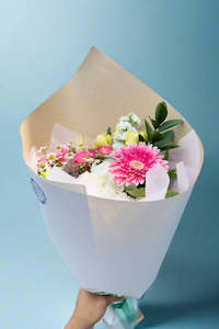 Birthday Flowers: Pink Charm Posy