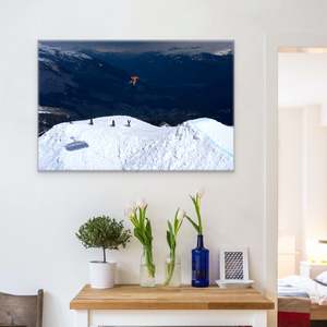 Snowboarding Prints: Laax Shifty