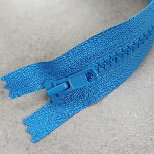 Zips 1: 1 x Blue YKK Vislon Zip - 25cm (10")