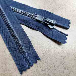 Zips 1: 1 x Navy Blue YKK Vislon Zip - 15cm (6")