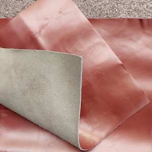 Leather: Bronze Metallic Scrap Leather Pieces - 1.5mm