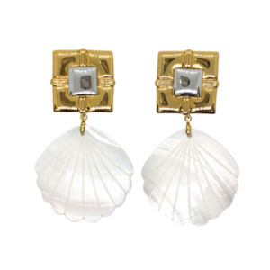 Campaign Edit: Pheme earrings