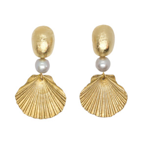 Earrings: Golden ray earrings