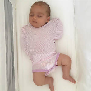 Ohbubs Legs Out Swaddle- Pink