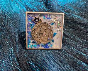 Lucky coin ring
