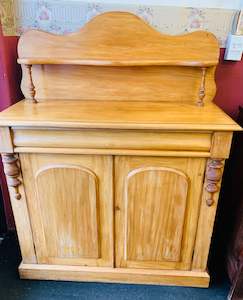 Furniture: Kauri Victorian Sideboard