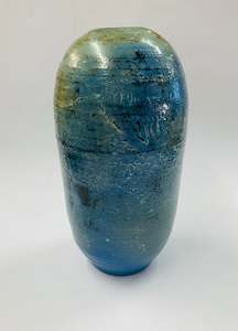 Naomi Allan New Zealand studio pottery vase