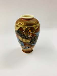 Oriental Antiques: Small Satsuma Vase