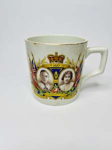 Royal Memorabilia: Coronation Mug of King George VI and Queen Elizabeth