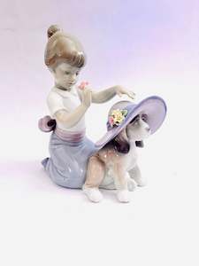 Toby Jugs: Royal Doulton Figurine 'Ninette'