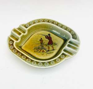 Alcohol And Tobacco: Wade Ashtray Oval Shape with Duck Hunting Scene