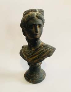 Pottery: Antique terracotta painted bust