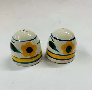 Temuka Cottage garden salt and pepper set
