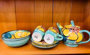 Pottery: Retro NZ pottery teaset for 2