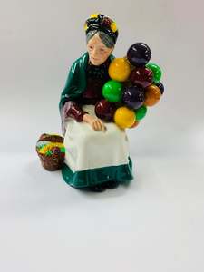 Toby Jugs: Royal Doulton The Old Balloon Seller HN1315